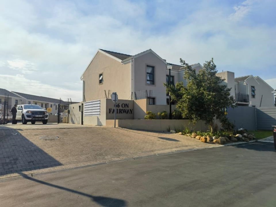 2 Bedroom Property for Sale in Fairview Golf Estate Western Cape